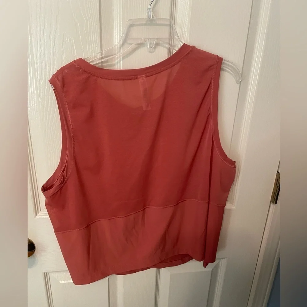 Athleta Ultimate Muscle Tank Camisole Muted Red 1X
